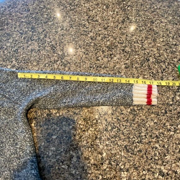 ROOTS SIGNATURE HEATHER GREY AND RED CREW NECK STRIPED SWEATER SIZE XS - Picture 8 of 9